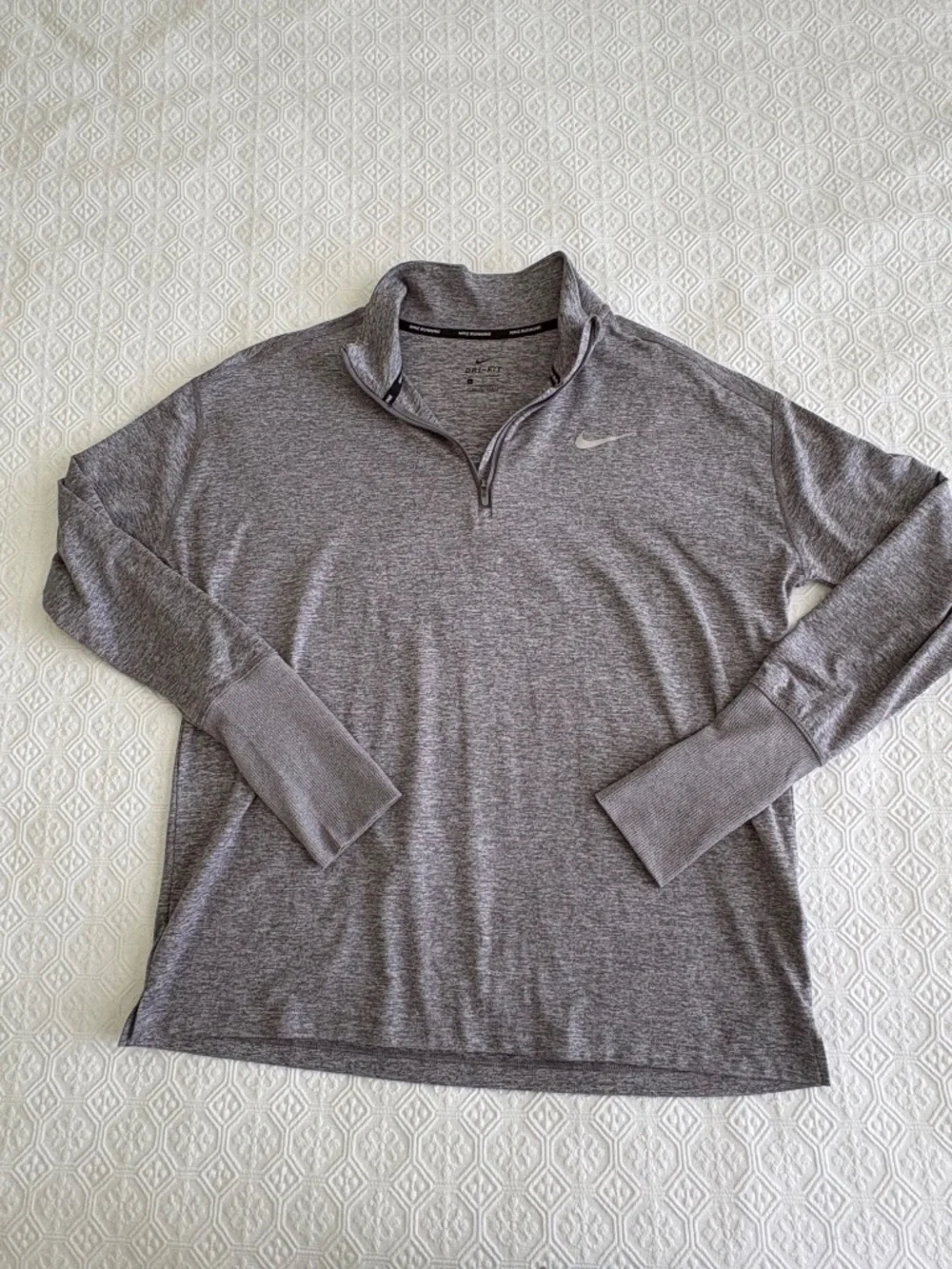 Nike Women's Dri-FIT Quarter-Zip Running Pullover Heather Gray Thumbholes Size L